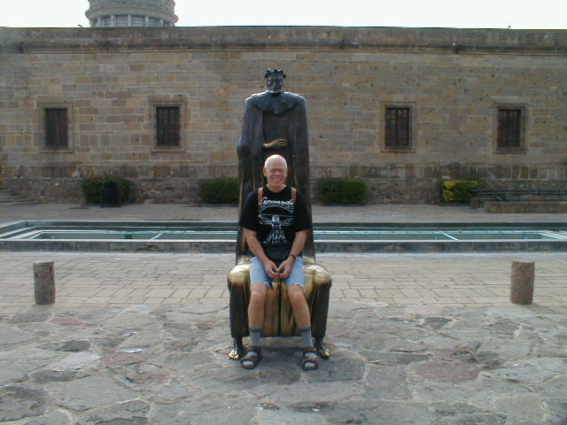 25-6-00 Jens i den lange stol